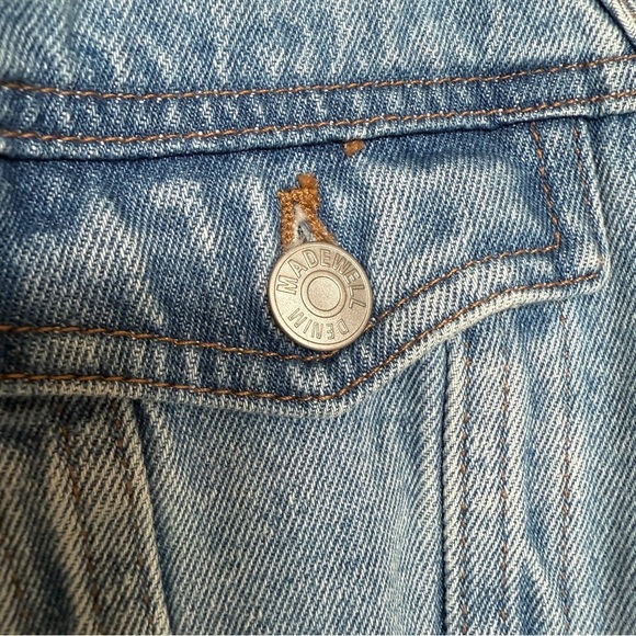Madewell Women's XS Oversized Light Blue Denim Jean Jacket Button-Up Casual - Picture 4 of 7